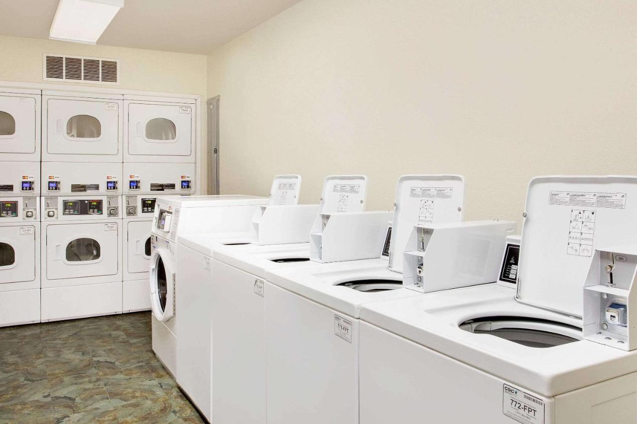 Woodspring Suites Fort Wayne Esterno foto